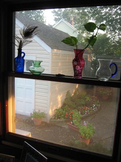 soft-colored-glass-jars-by-nicole-marti.jpg