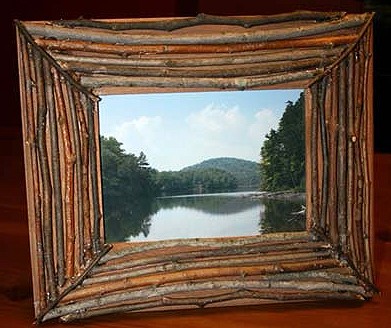 rustic-picture-frame-made-from-sticks.jpg