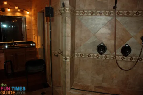 separate-shower-tub